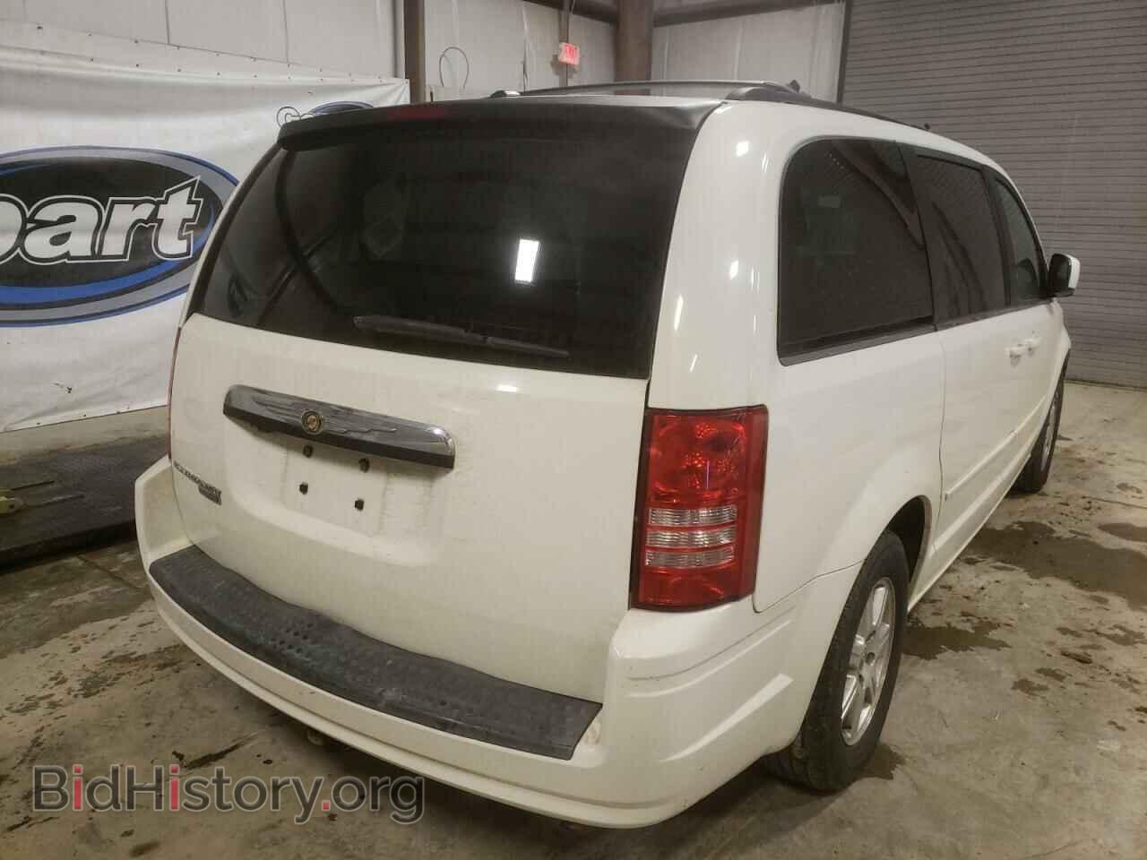 2008 CHRYSLER MINIVAN - VIN: 2A8HR54P68R600464 - Фото 4