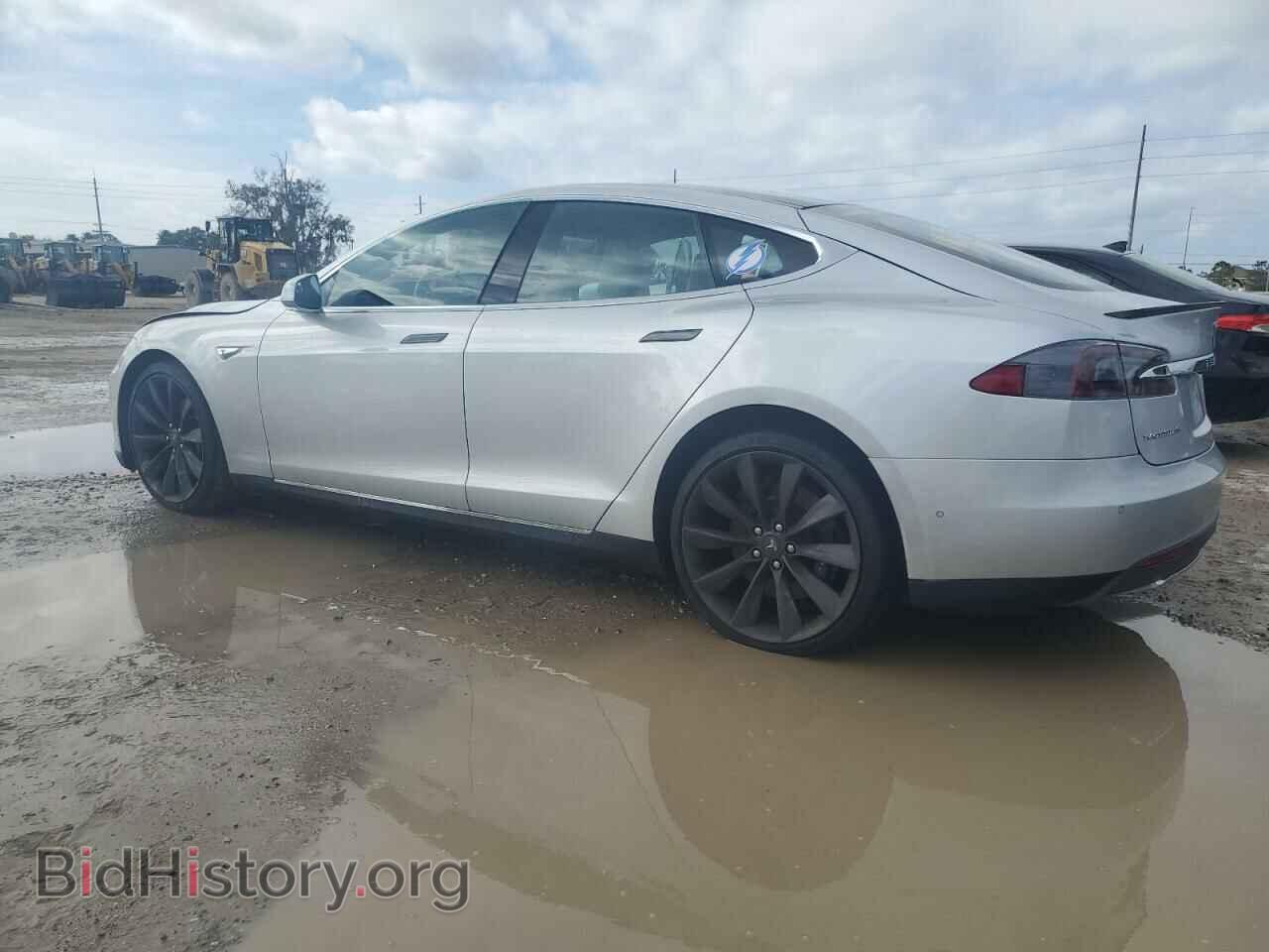 2015 TESLA MODEL S - VIN: 5YJSA1E42FF114812 - Photo 2