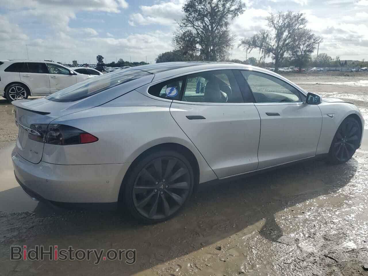 2015 TESLA MODEL S - VIN: 5YJSA1E42FF114812 - Photo 3