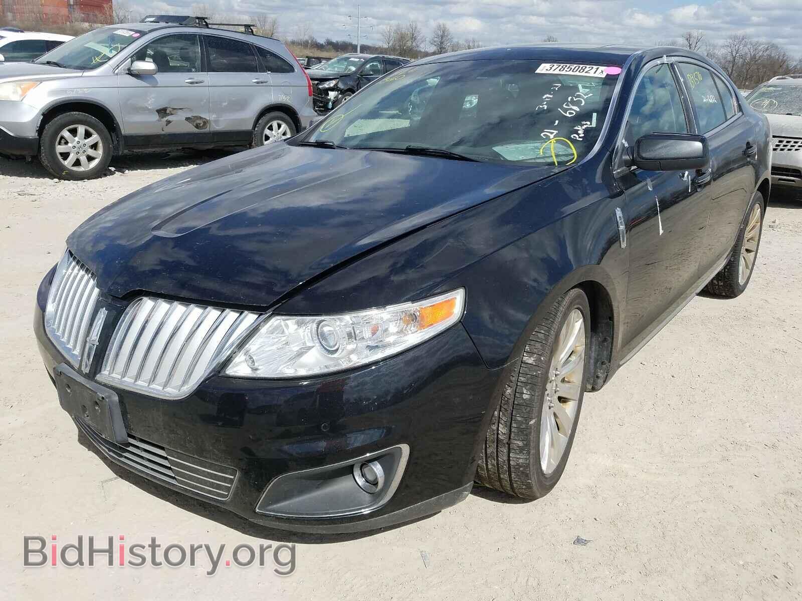2011 LINCOLN MKS - VIN: 1LNHL9FT5BG612541 - Фото 2