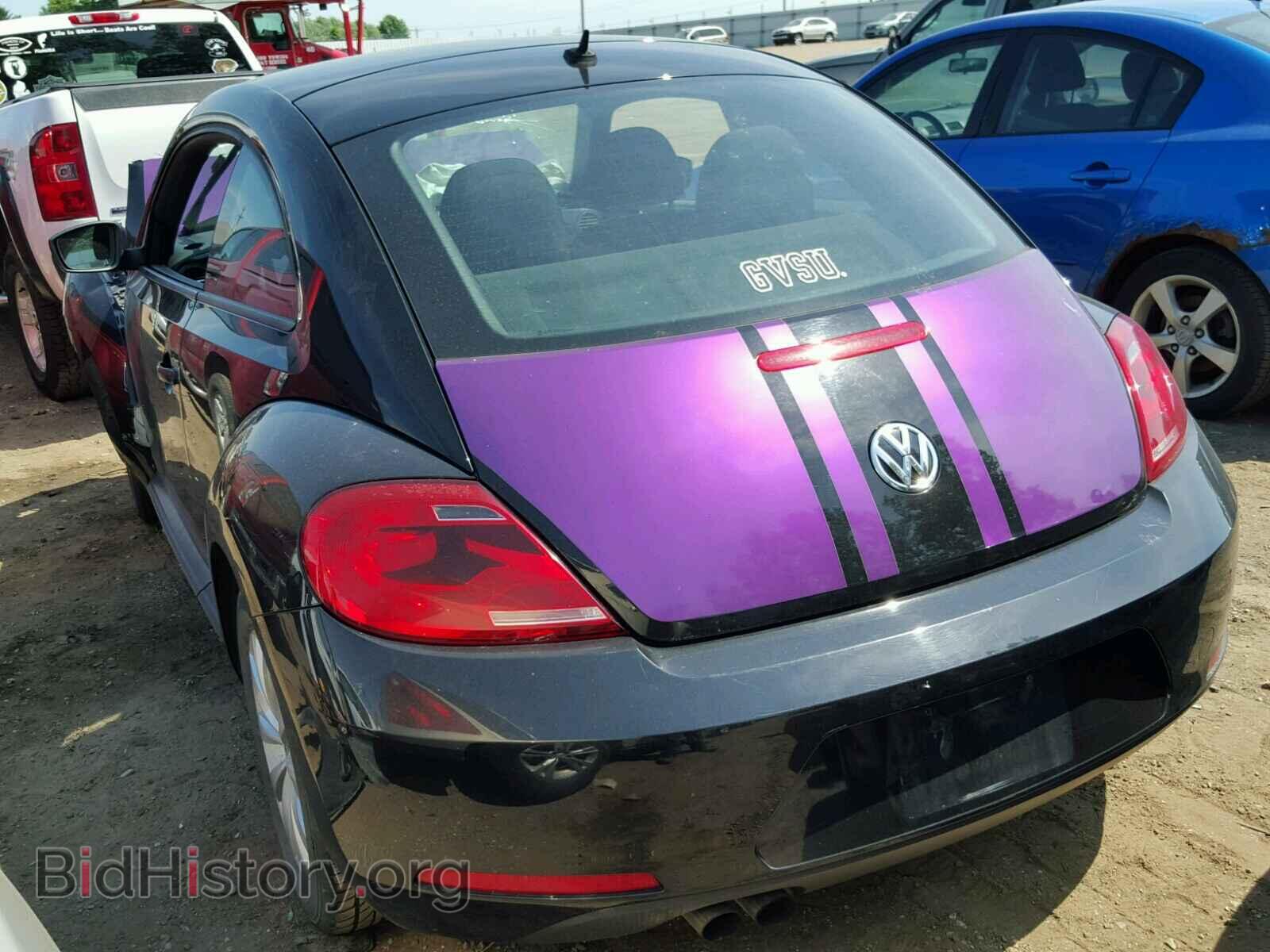 2014 VOLKSWAGEN BEETLE - VIN: 3VWFP7AT8EM609703 - Фото 3