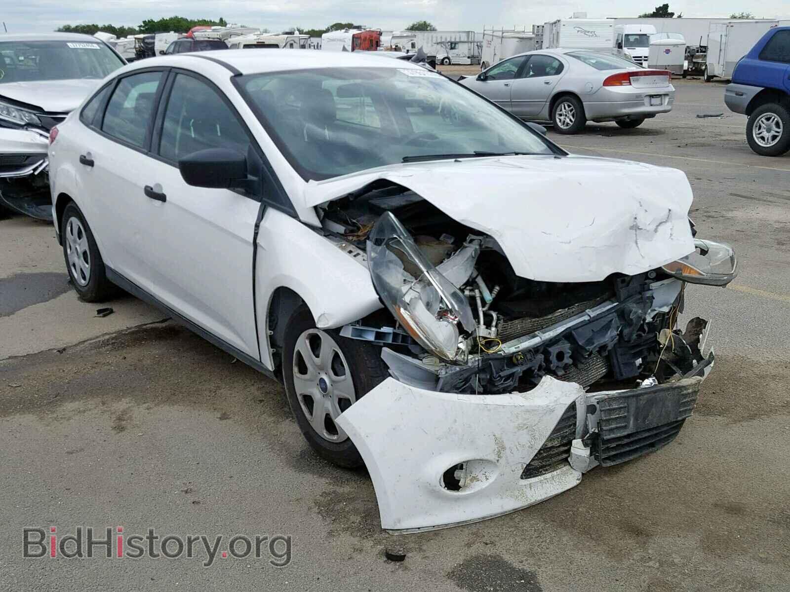 Photo 1FAHP3E22CL127240 - FORD FOCUS 2012