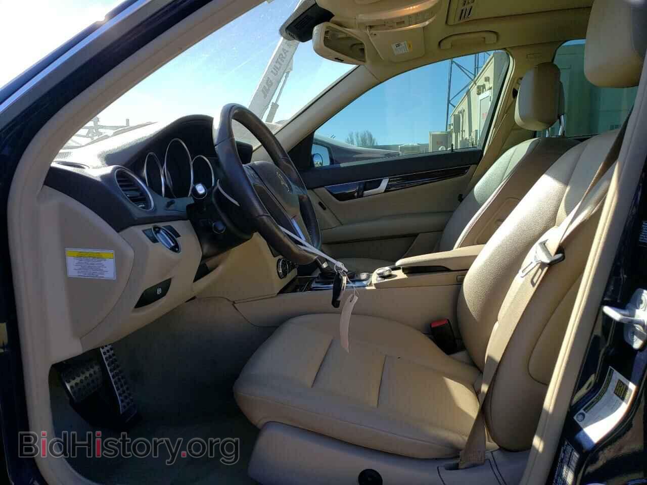 2013 MERCEDES-BENZ C-CLASS - VIN: WDDGF4HB8DR271308 - Фото 7
