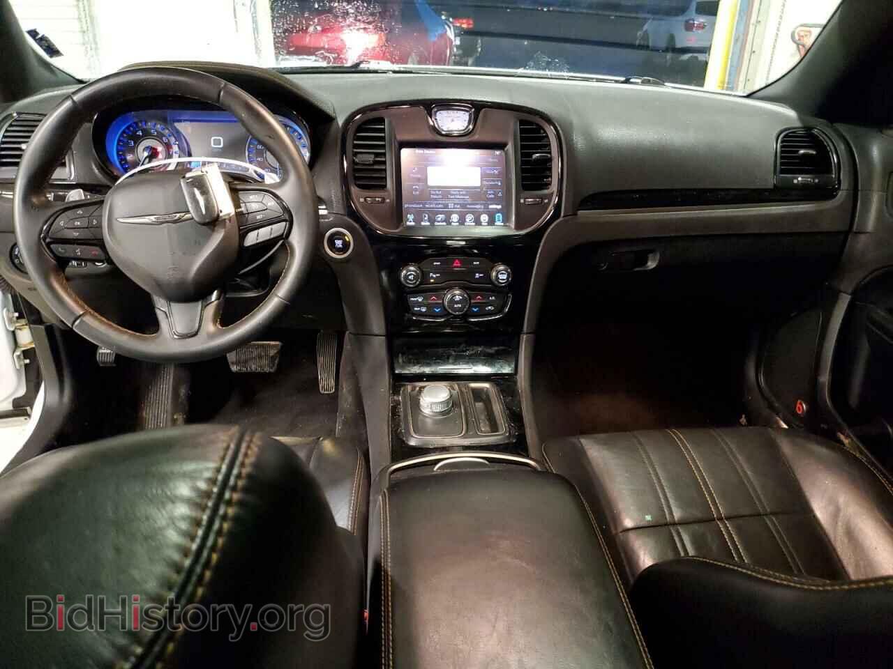 2016 CHRYSLER 300 - VIN: 2C3CCAGG4GH287849 - Фото 8