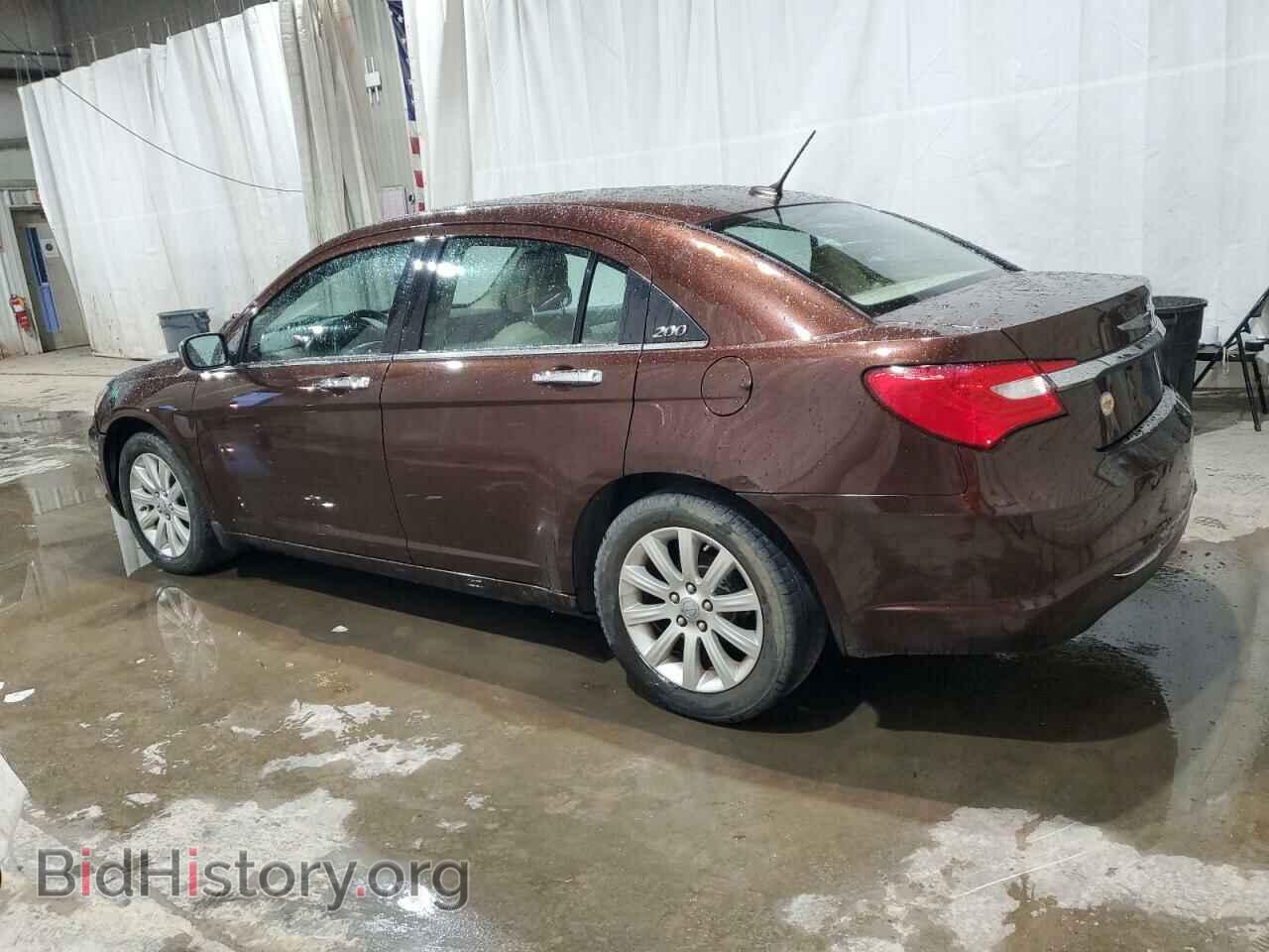 2013 CHRYSLER 200 - VIN: 1C3CCBCG1DN737634 - Фото 2