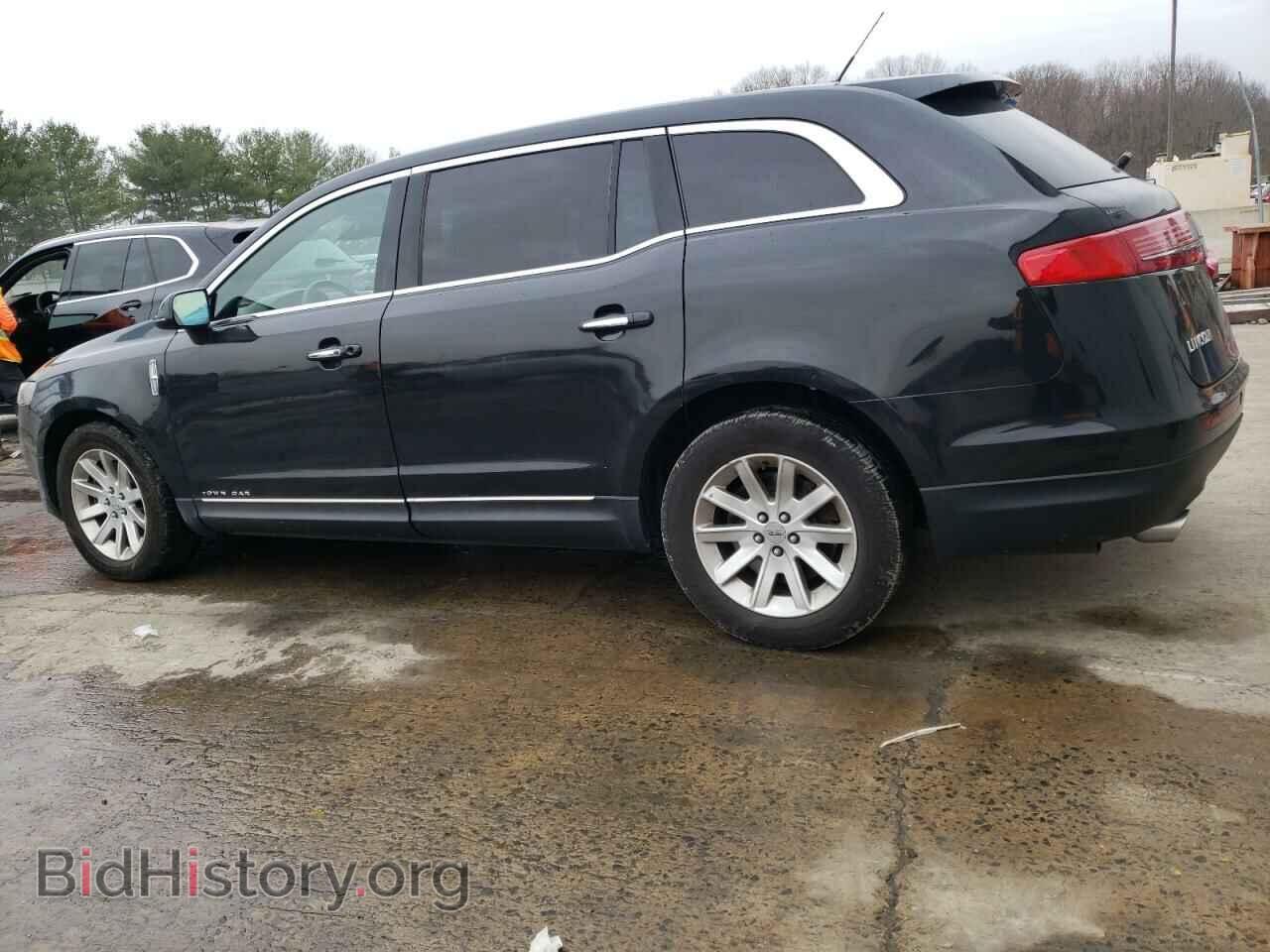 2014 LINCOLN MKT - VIN: 2LMHJ5NK2EBL57760 - Фото 2
