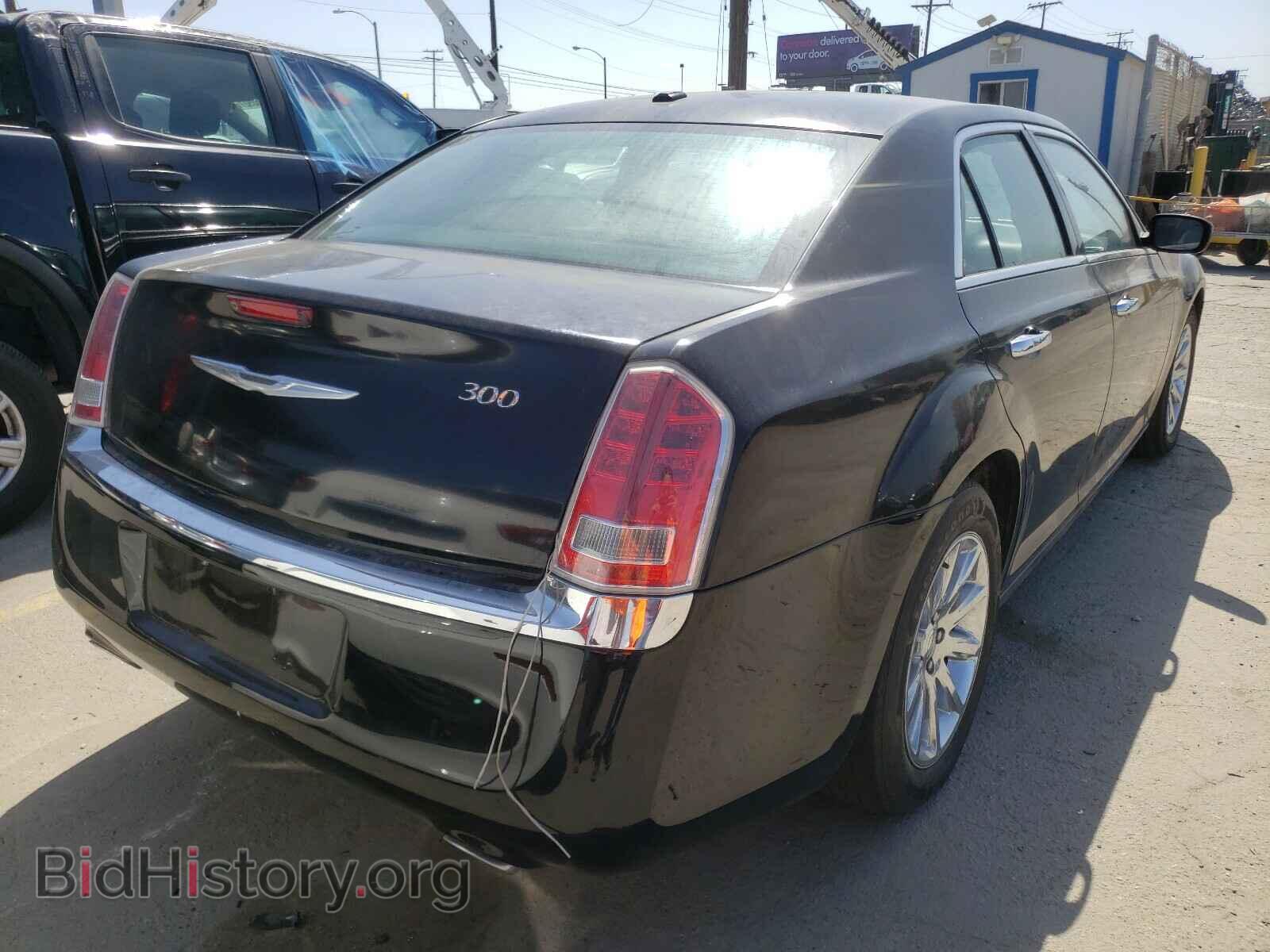 2012 CHRYSLER 300 - VIN: 2C3CCACG3CH221616 - Фото 4