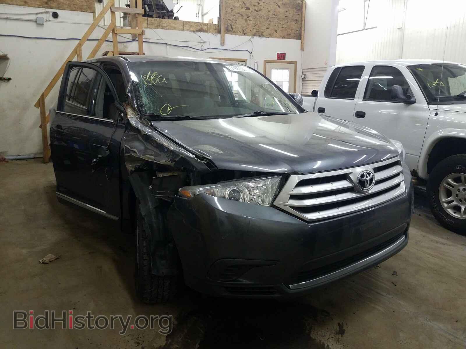 Фотография 5TDBK3EH8DS273712 - TOYOTA HIGHLANDER 2013