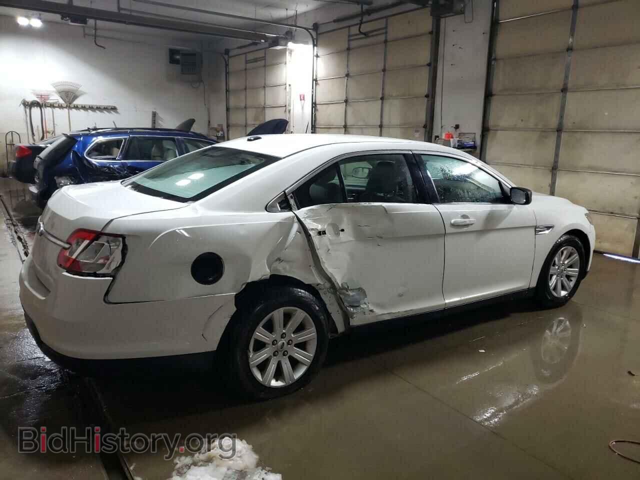 2010 FORD TAURUS - VIN: 1FAHP2DW1AG169015 - Фото 3