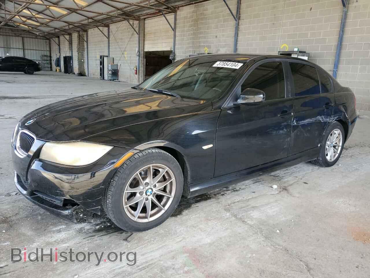 Фотография WBAPH7G5XANM51567 - BMW 3 SERIES 2010