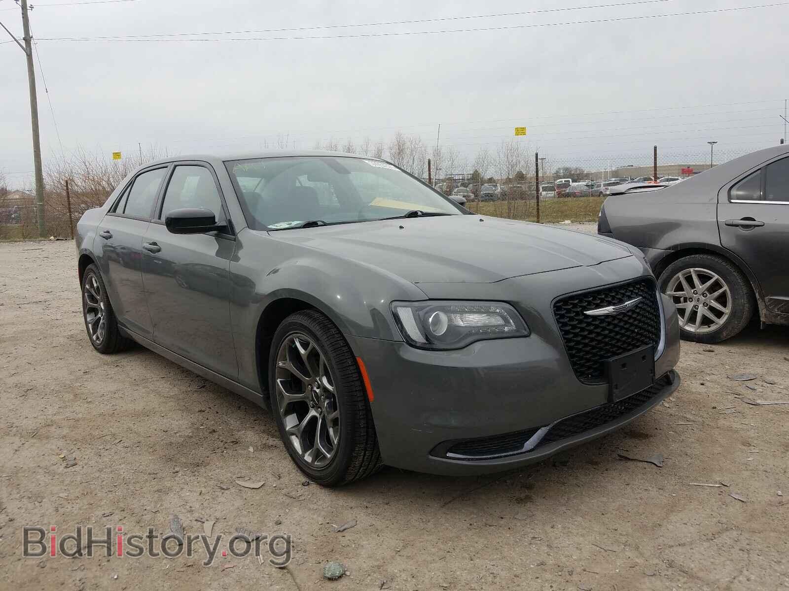 Фотография 2C3CCAAG9JH340383 - CHRYSLER 300 2018
