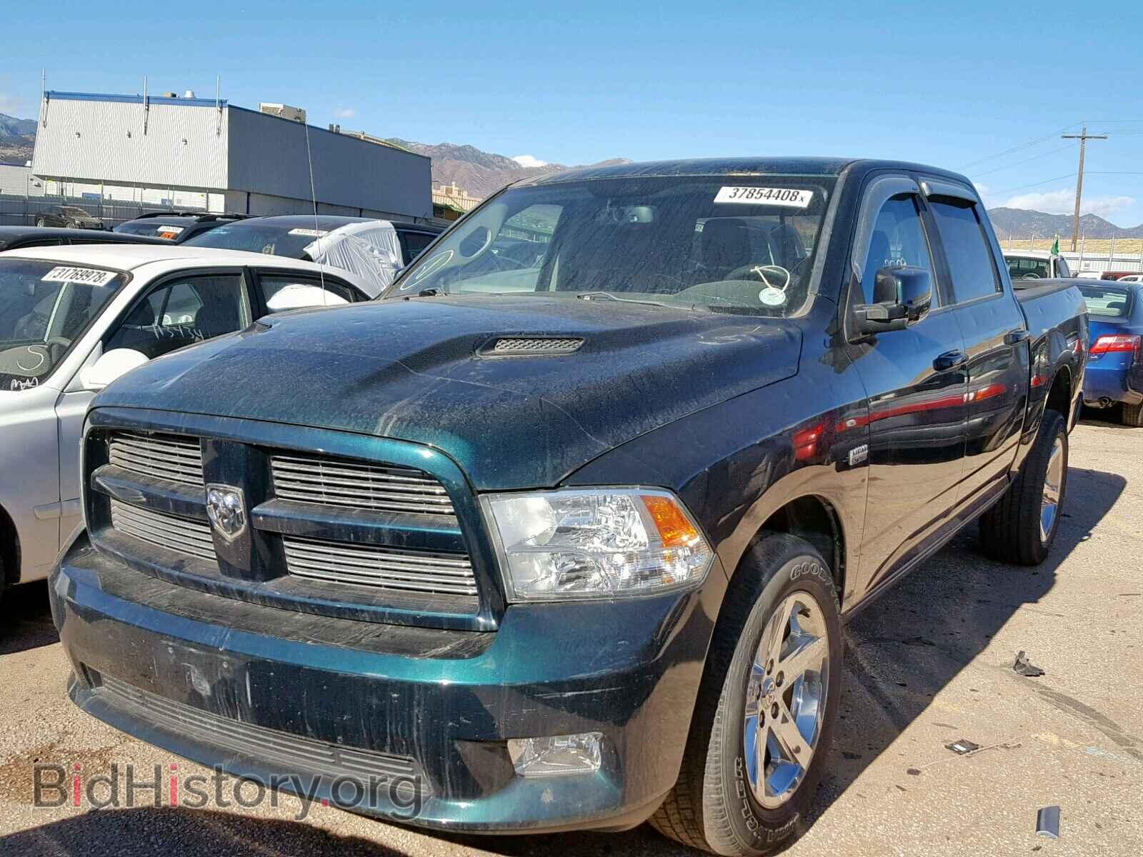 2011 DODGE RAM 1500 - VIN: 1D7RV1CT5BS641839 - Фото 2