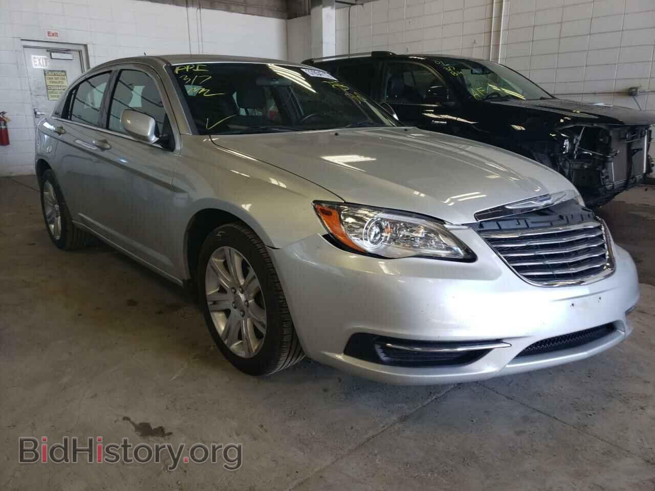 Photo 1C3BC1FB5BN607990 - CHRYSLER 200 2011