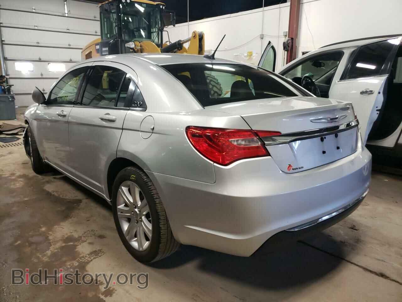 2011 CHRYSLER 200 - VIN: 1C3BC1FB5BN607990 - Фото 3