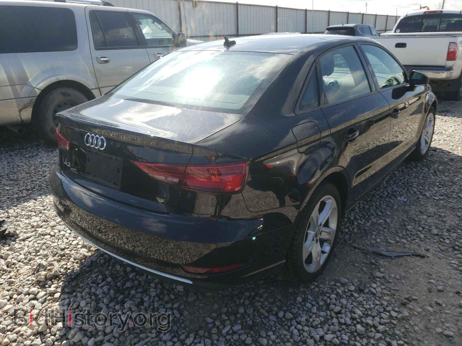 2018 AUDI A3 - VIN: WAUAUGFF0J1026703 - Фото 4
