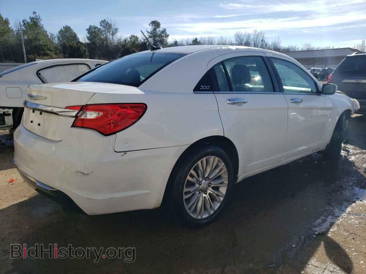 2011 CHRYSLER 200 - VIN: 1C3BC2FB4BN571327 - Фото 3