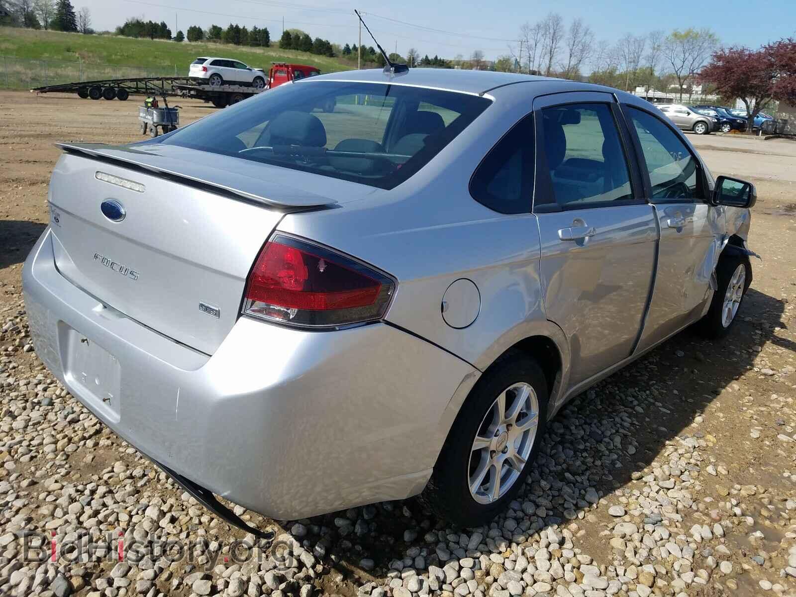 2010 FORD FOCUS - VIN: 1FAHP3GN5AW119281 - Фото 4