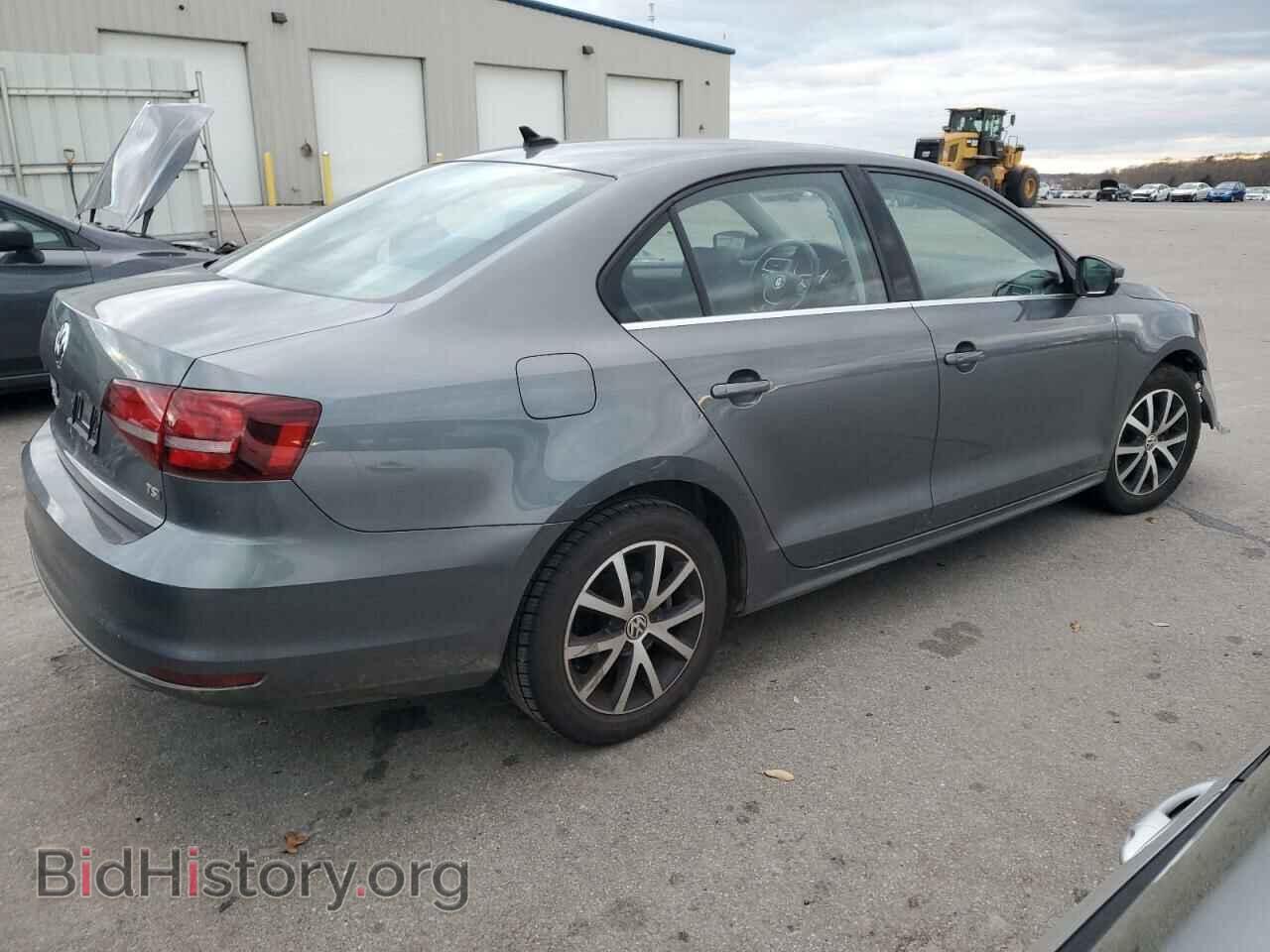 2017 VOLKSWAGEN JETTA - VIN: 3VWDB7AJ7HM382125 - Фото 3
