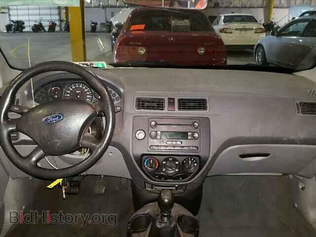 2005 FORD FOCUS - VIN: 1FAHP36N65W154516 - Фото 10