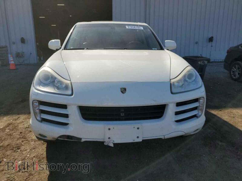 2010 Porsche CAYENNE (VIN WP1AA2AP9ALA11960) — photo 5 of 13