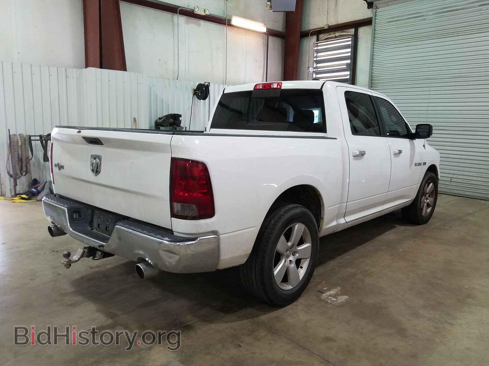 2010 DODGE RAM 1500 - VIN: 1D7RB1CT6AS155922 - Фото 4
