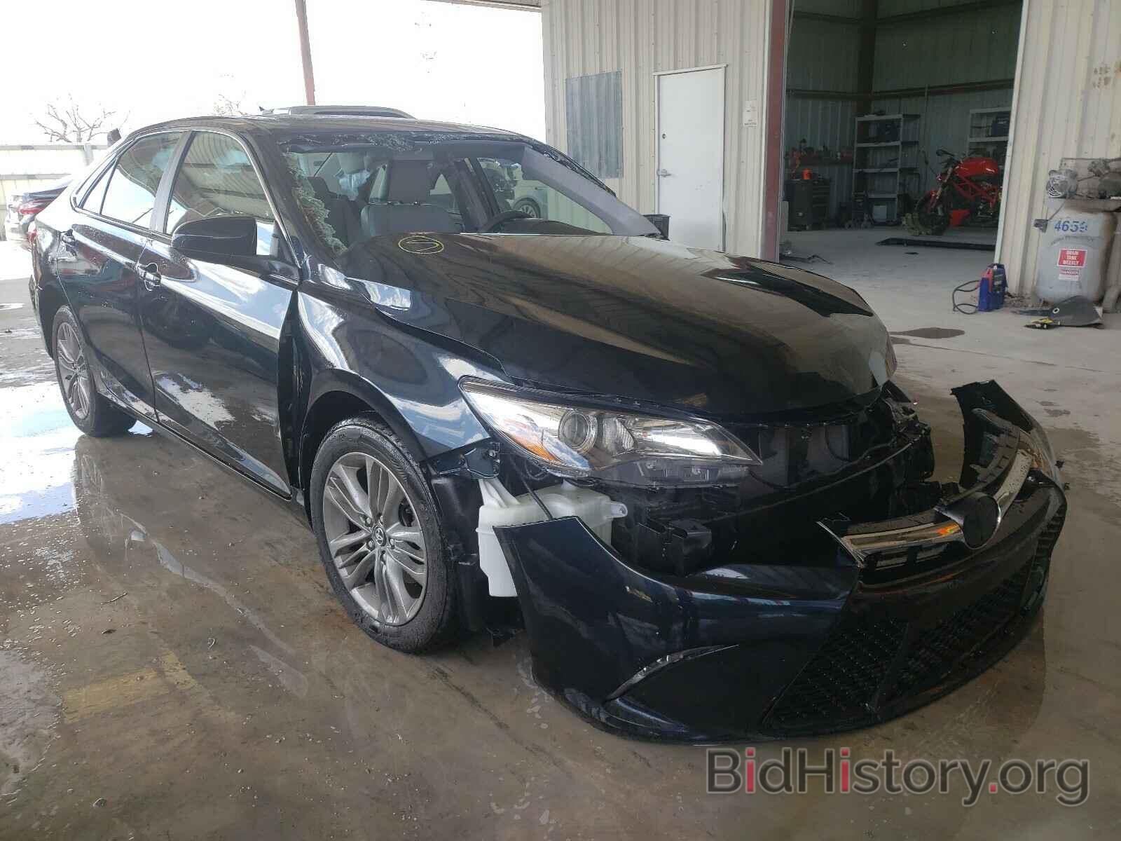 Photo 4T1BF1FK5HU653235 - TOYOTA CAMRY 2017