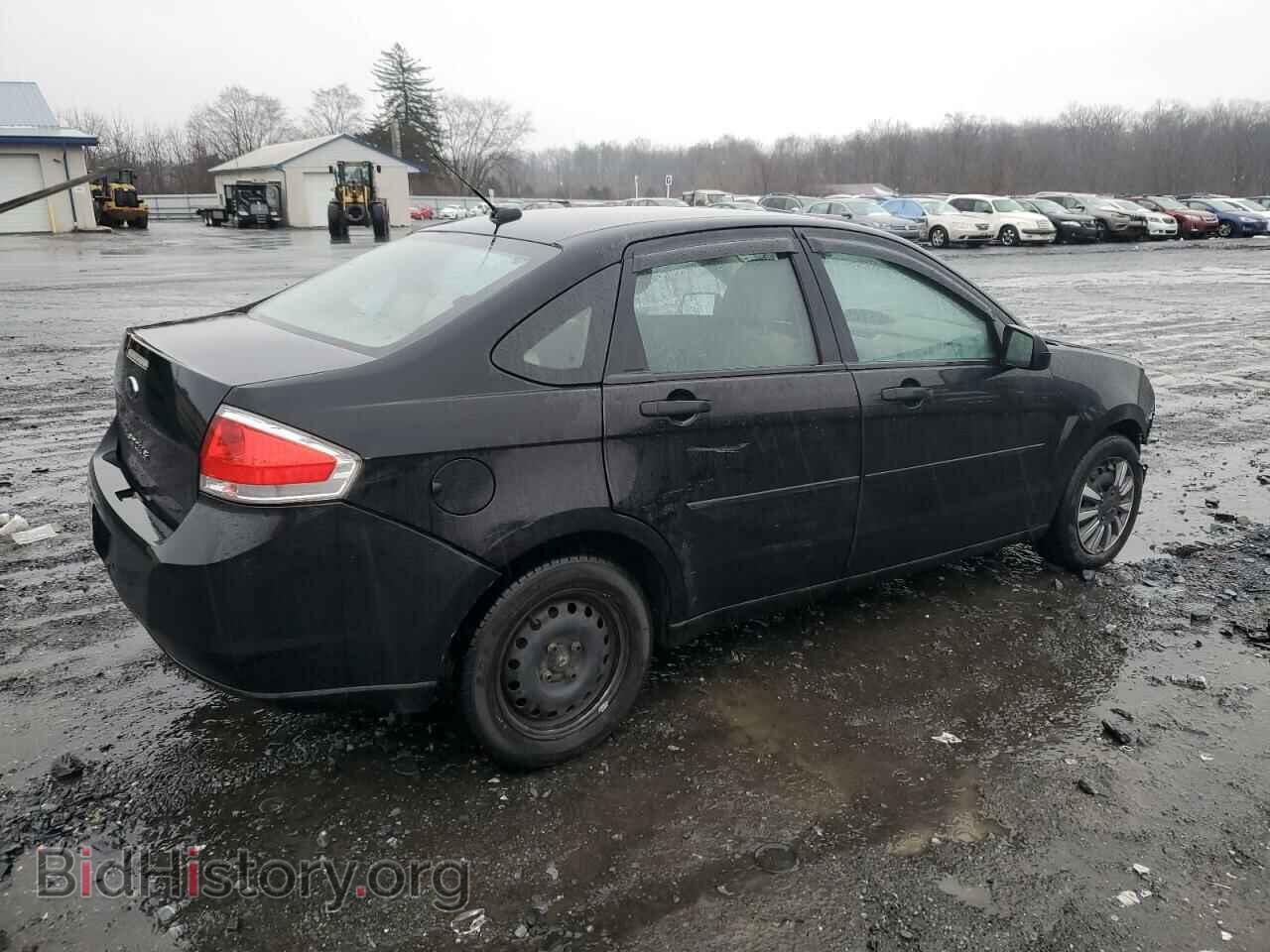 2011 FORD FOCUS - VIN: 1FAHP3EN2BW123695 - Фото 3