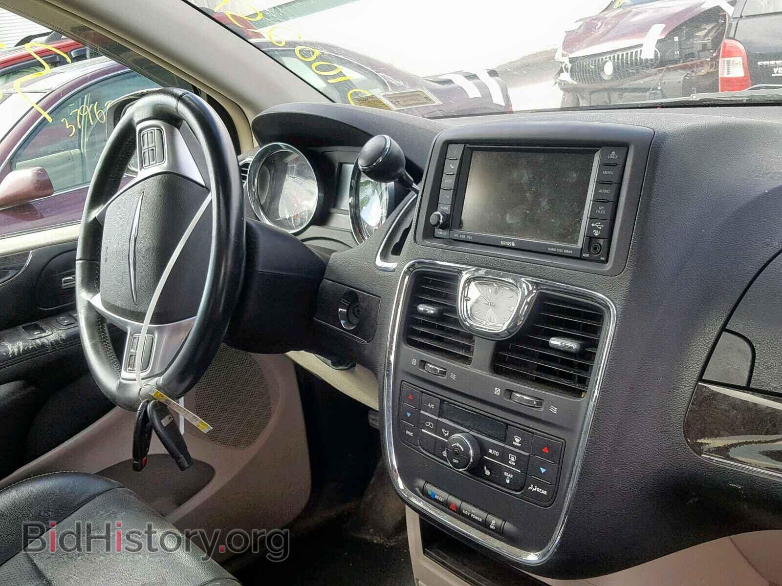 2011 CHRYSLER TOWN & COU - VIN: 2A4RR8DG5BR712154 - Фото 9