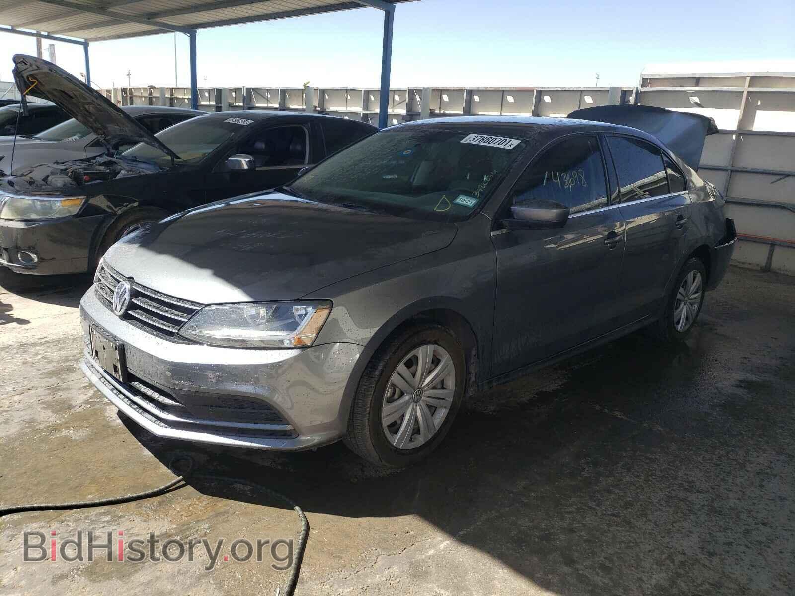 2017 VOLKSWAGEN JETTA - VIN: 3VW167AJ9HM371201 - Photo 2
