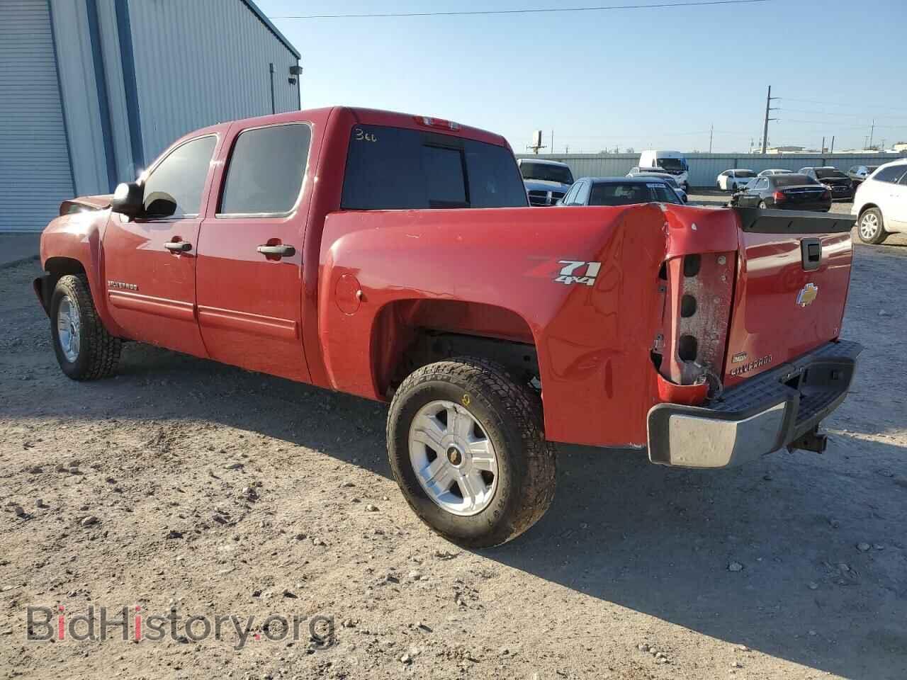 2011 CHEVROLET SILVERADO - VIN: 3GCPKSE37BG190143 - Фото 2