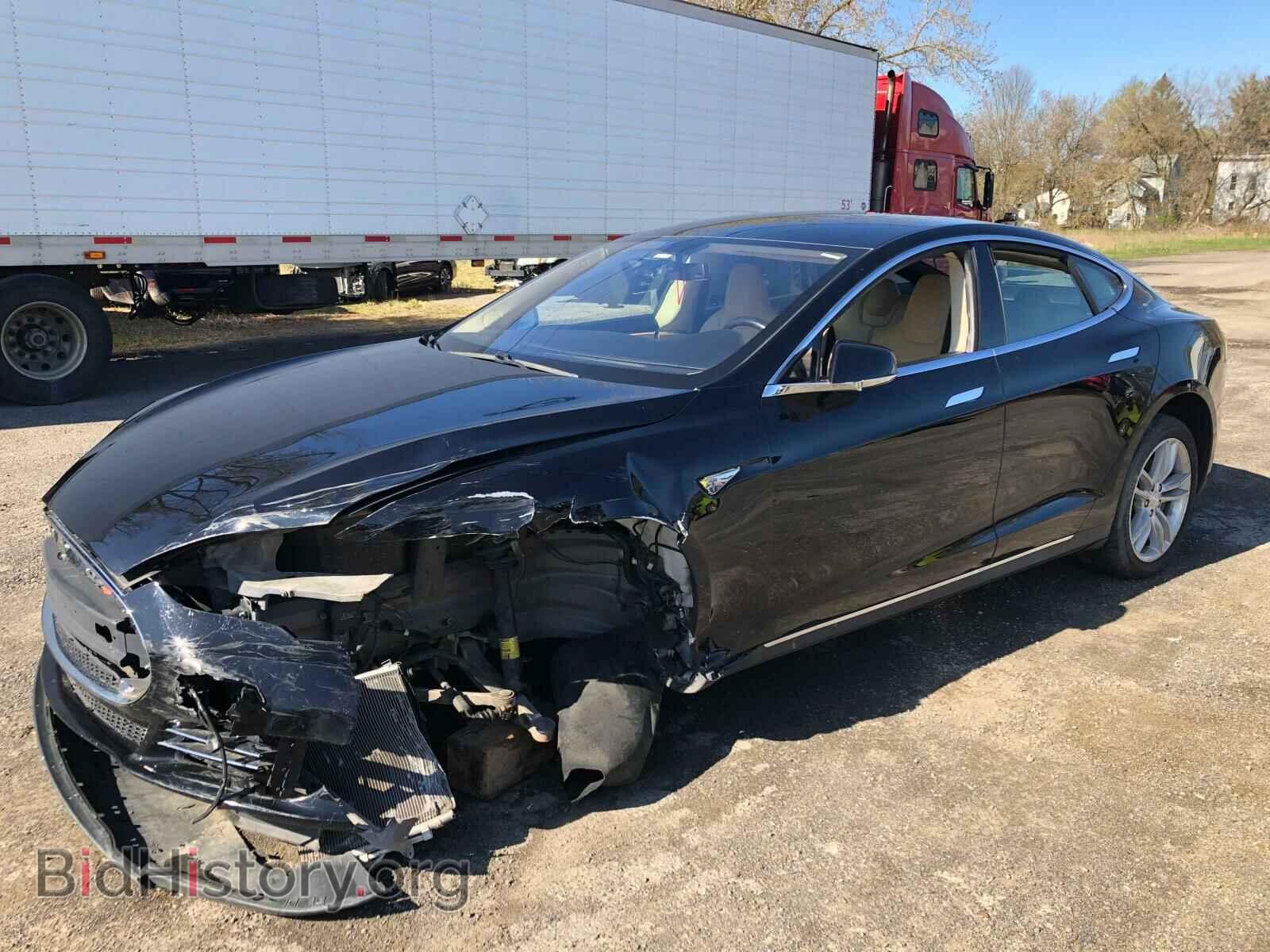 2014 TESLA MODEL S - VIN: 5YJSA1H10EFP33974 - Photo 2