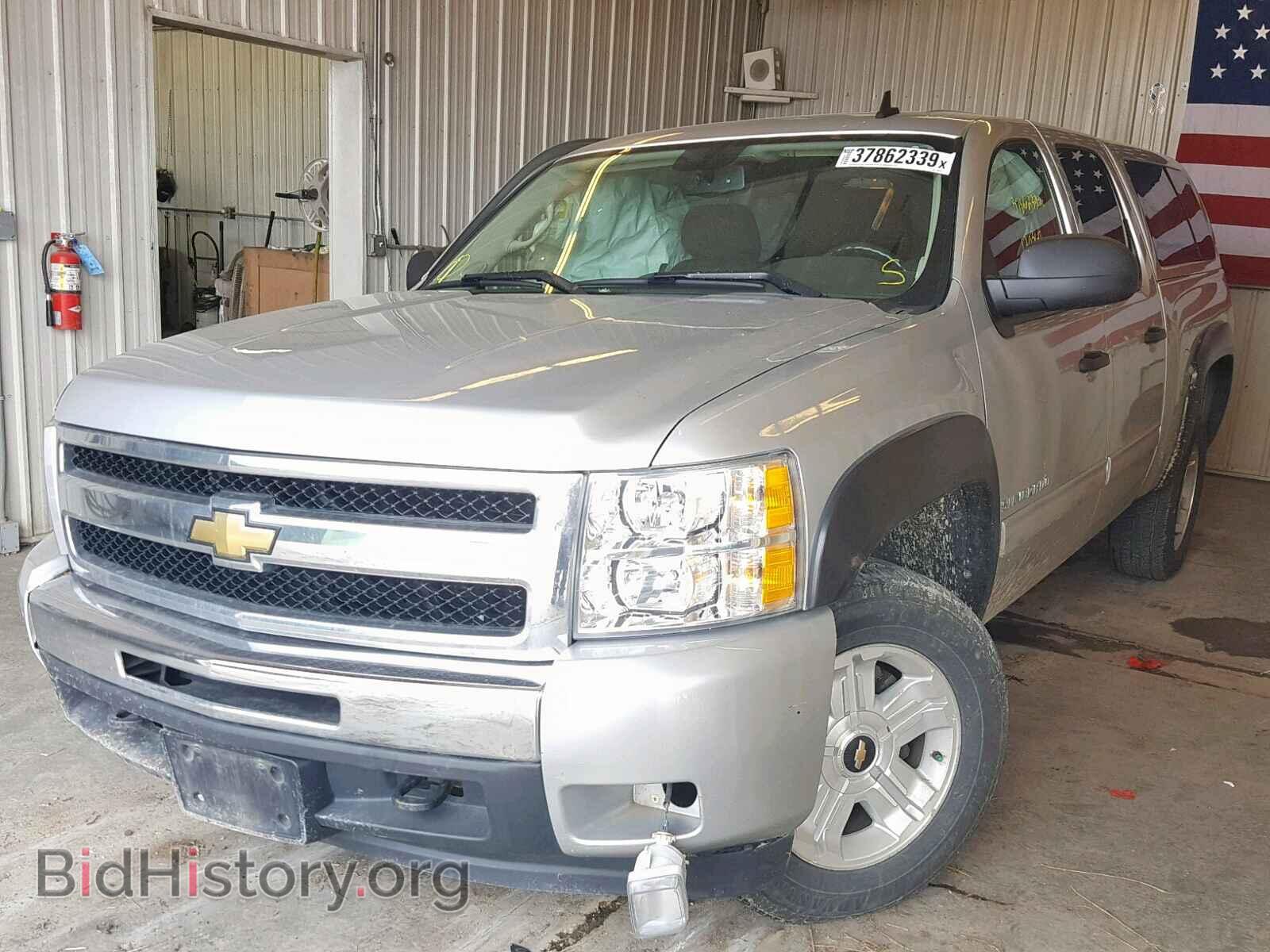 2011 CHEVROLET SILVERADO - VIN: 3GCPKSE37BG280005 - Фото 2