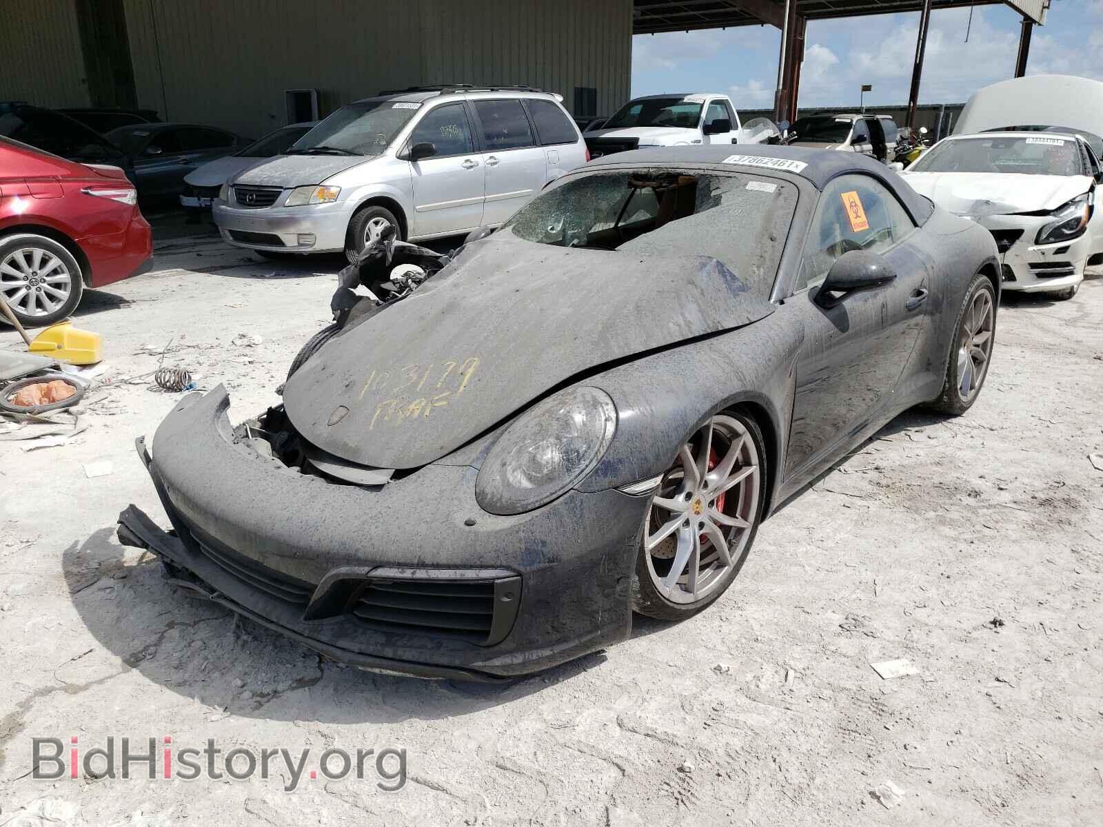 2017 PORSCHE 911 - VIN: WP0CB2A91HS155611 - Фото 2