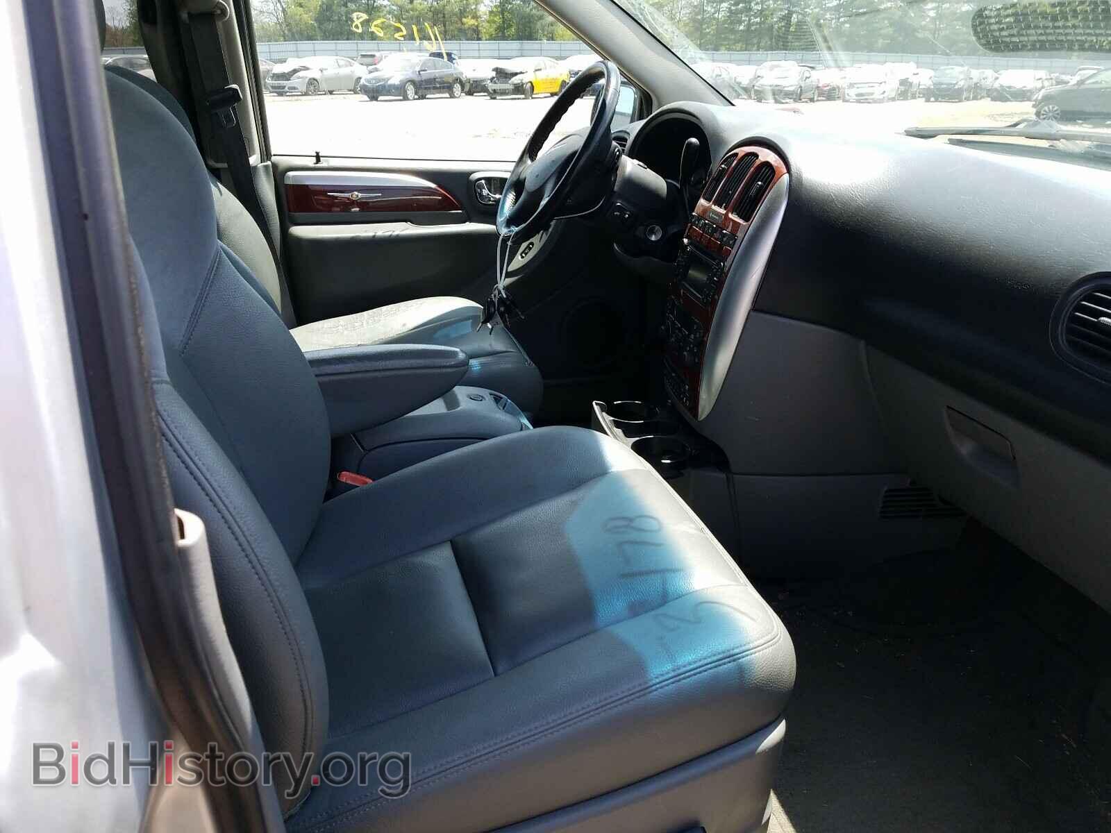 2005 CHRYSLER MINIVAN - VIN: 2C8GP64L65R457330 - Фото 5