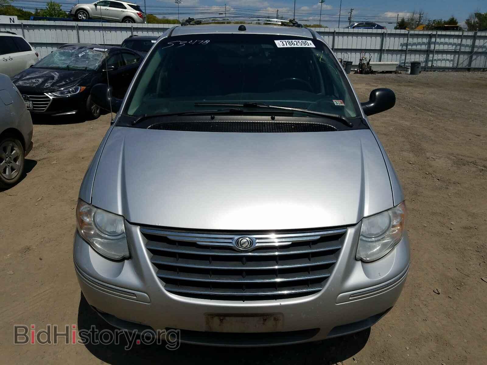 2005 CHRYSLER MINIVAN - VIN: 2C8GP64L65R457330 - Фото 9