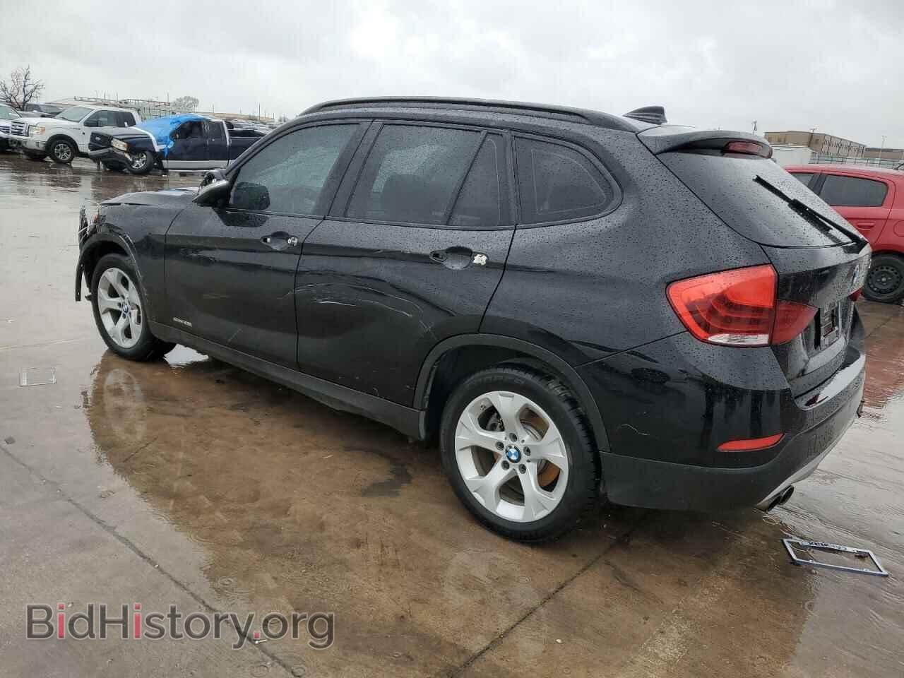 2015 BMW X1 - VIN: WBAVM1C59FV498182 - Фото 2