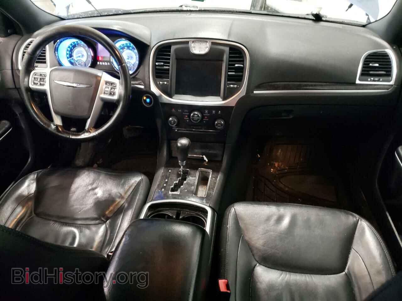 2011 CHRYSLER 300 - VIN: 2C3CA5CG0BH585682 - Фото 8