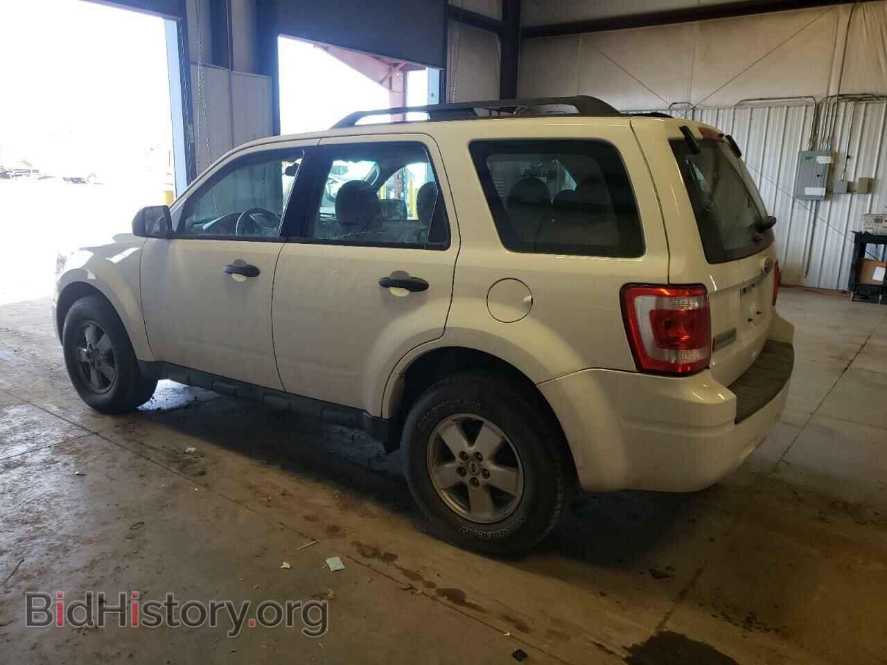 2011 FORD ESCAPE - VIN: 1FMCU9C78BKA62926 - Photo 2
