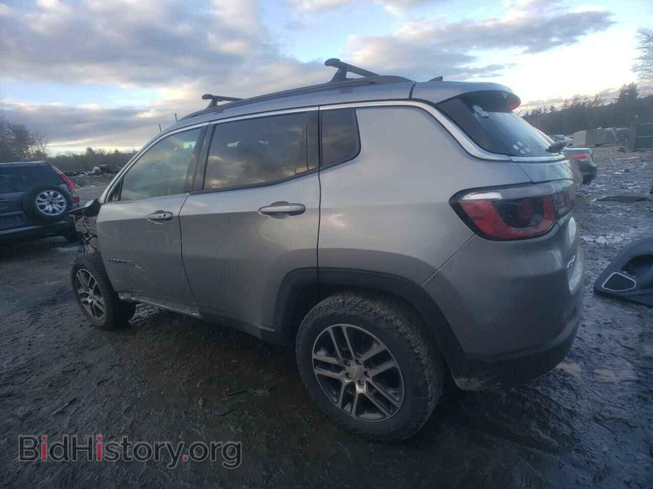 2018 JEEP COMPASS - VIN: 3C4NJDBB0JT142555 - Фото 2