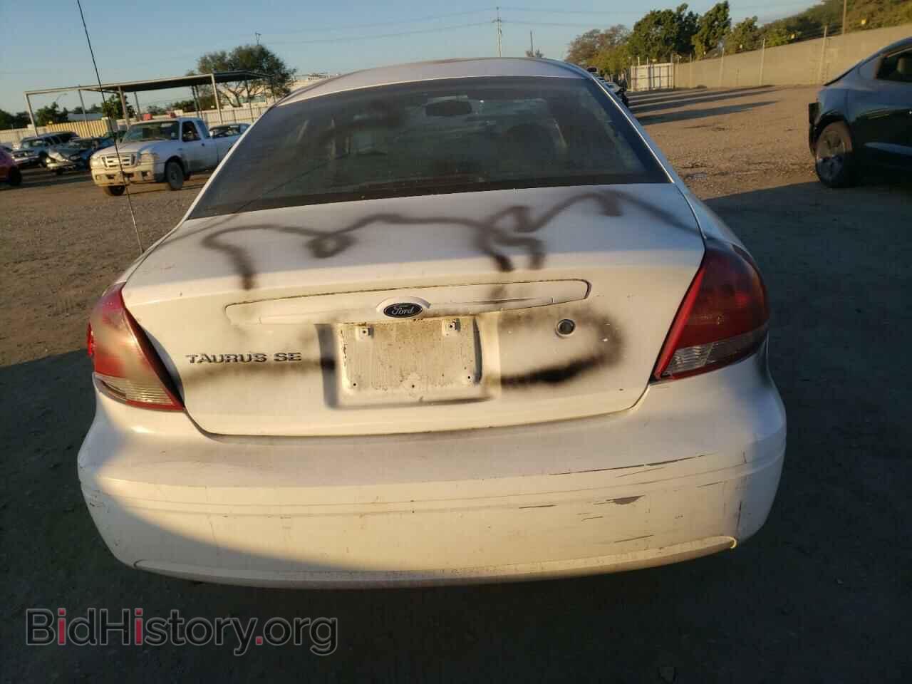 2007 FORD TAURUS - VIN: 1FAHP53U47A104639 - Фото 6