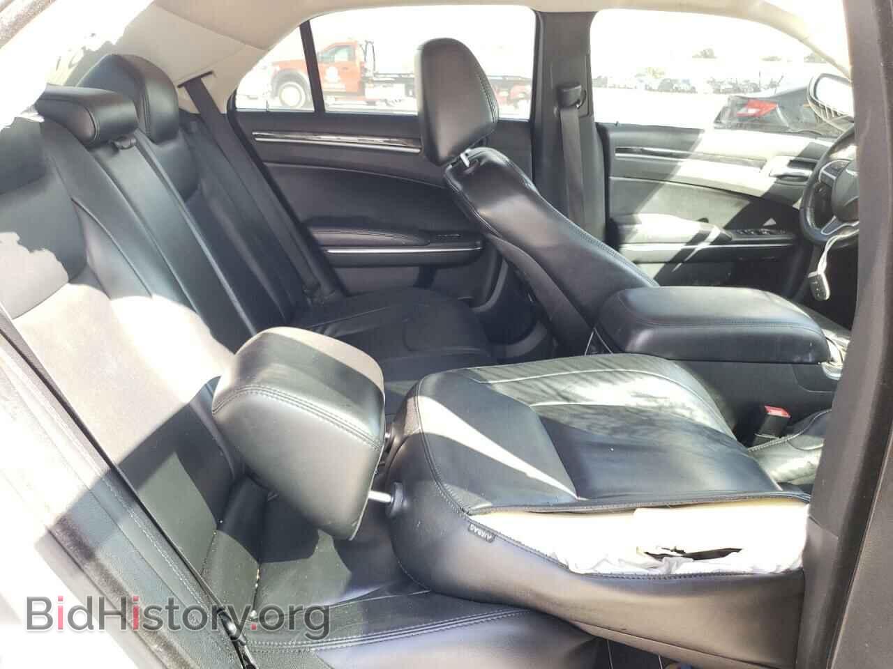 2016 CHRYSLER 300 - VIN: 2C3CCAAG4GH190546 - Фото 6