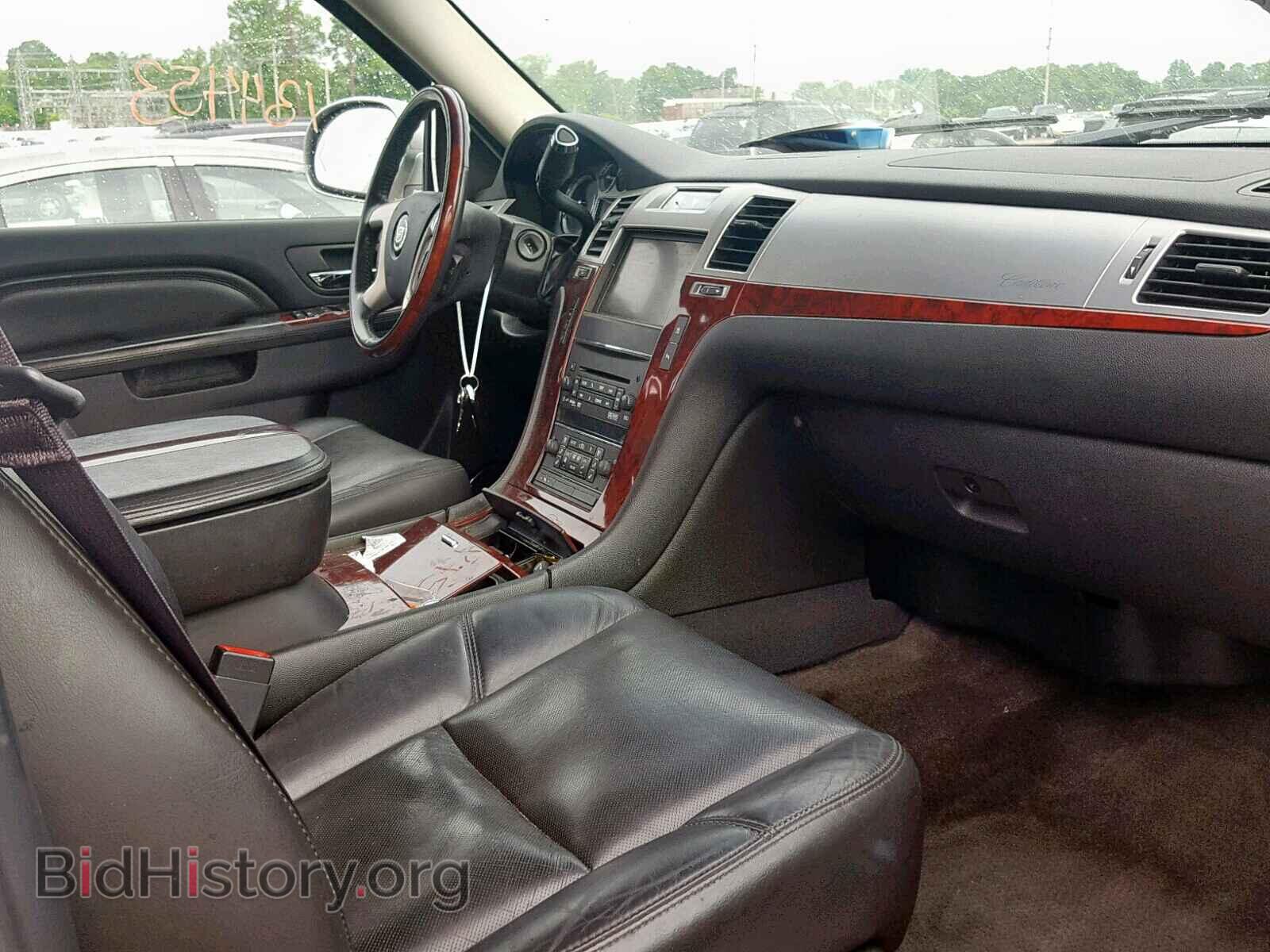 2011 CADILLAC ESCALADE - VIN: 1GYS4AEF0BR262738 - Фото 5