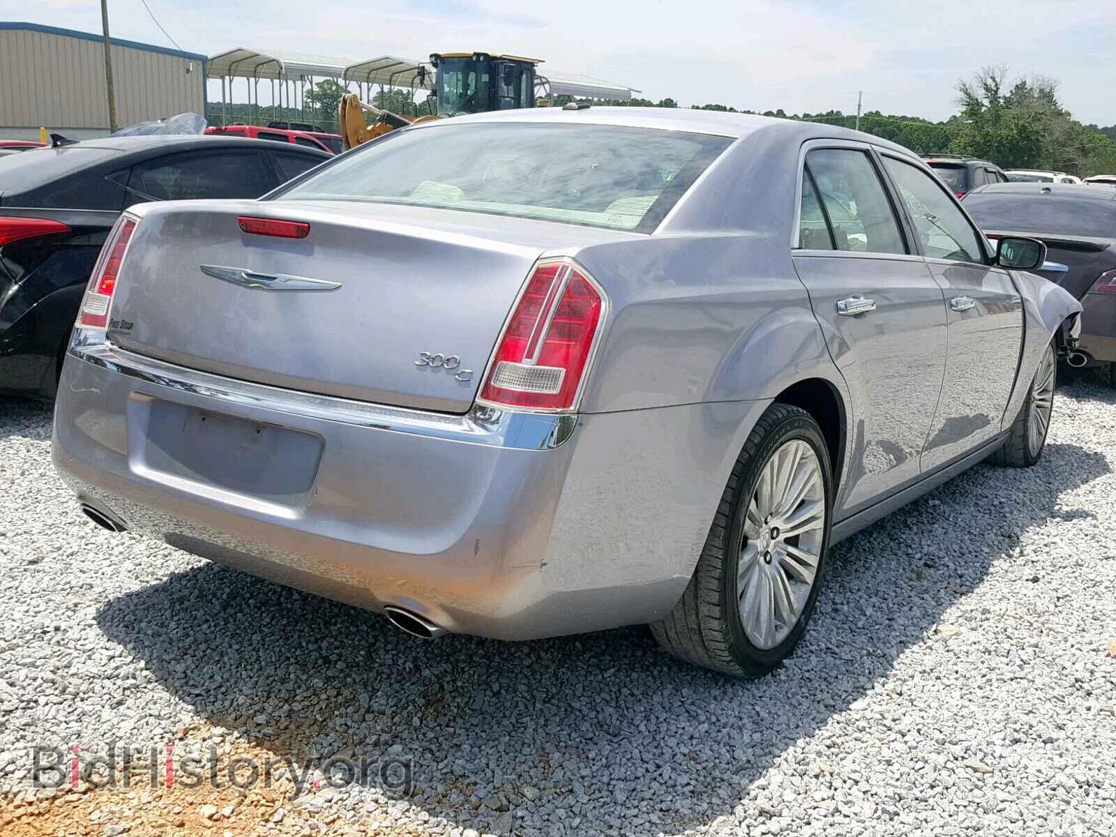 2014 CHRYSLER 300 - VIN: 2C3CCAEG0EH119903 - Фото 4