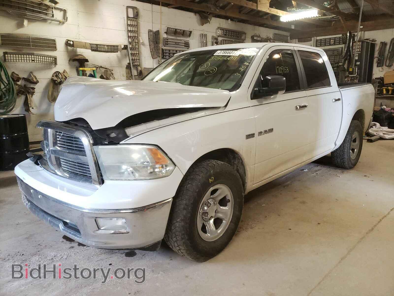 2010 DODGE RAM 1500 - VIN: 1D7RV1CT8AS161356 - Фото 2