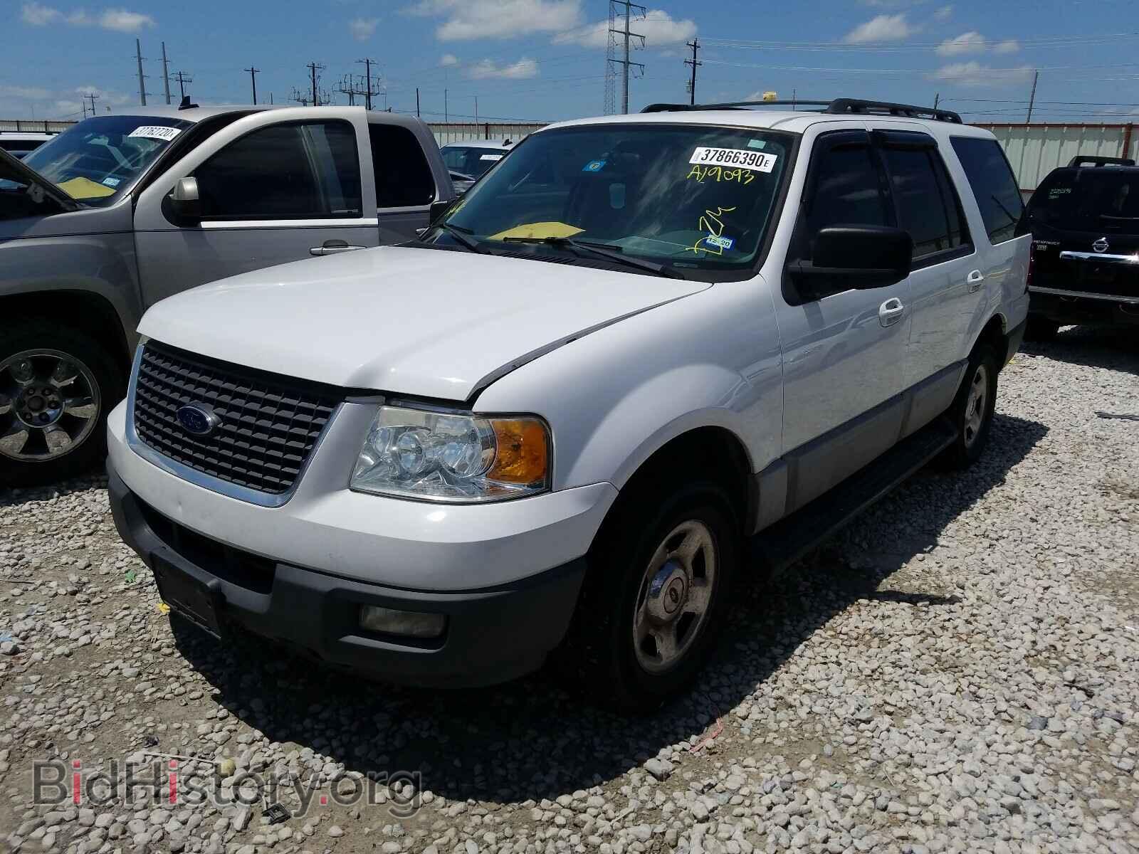 2005 FORD EXPEDITION - VIN: 1FMPU15575LA19093 - Фото 2