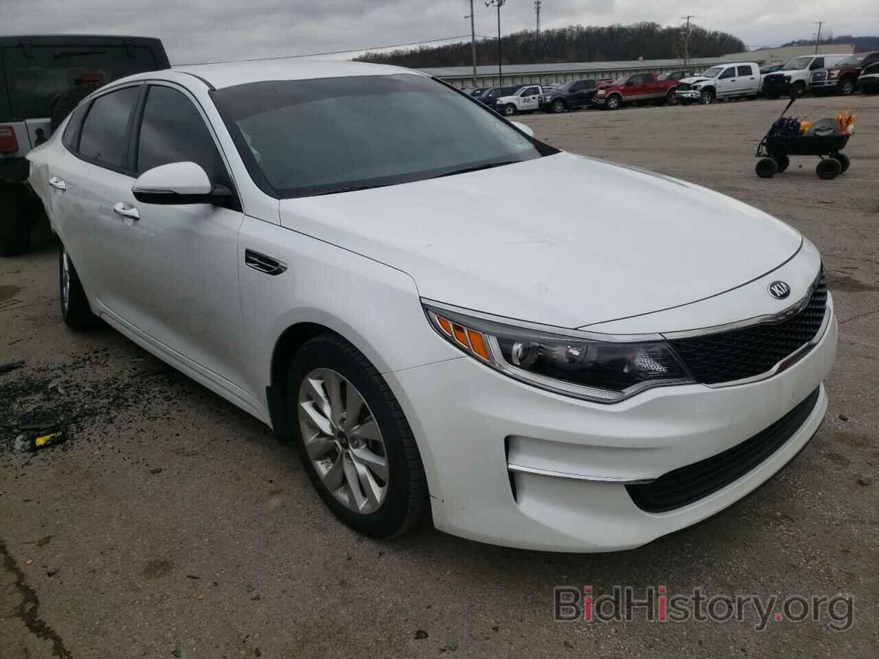 Photo 5XXGT4L38JG274534 - KIA OPTIMA 2018