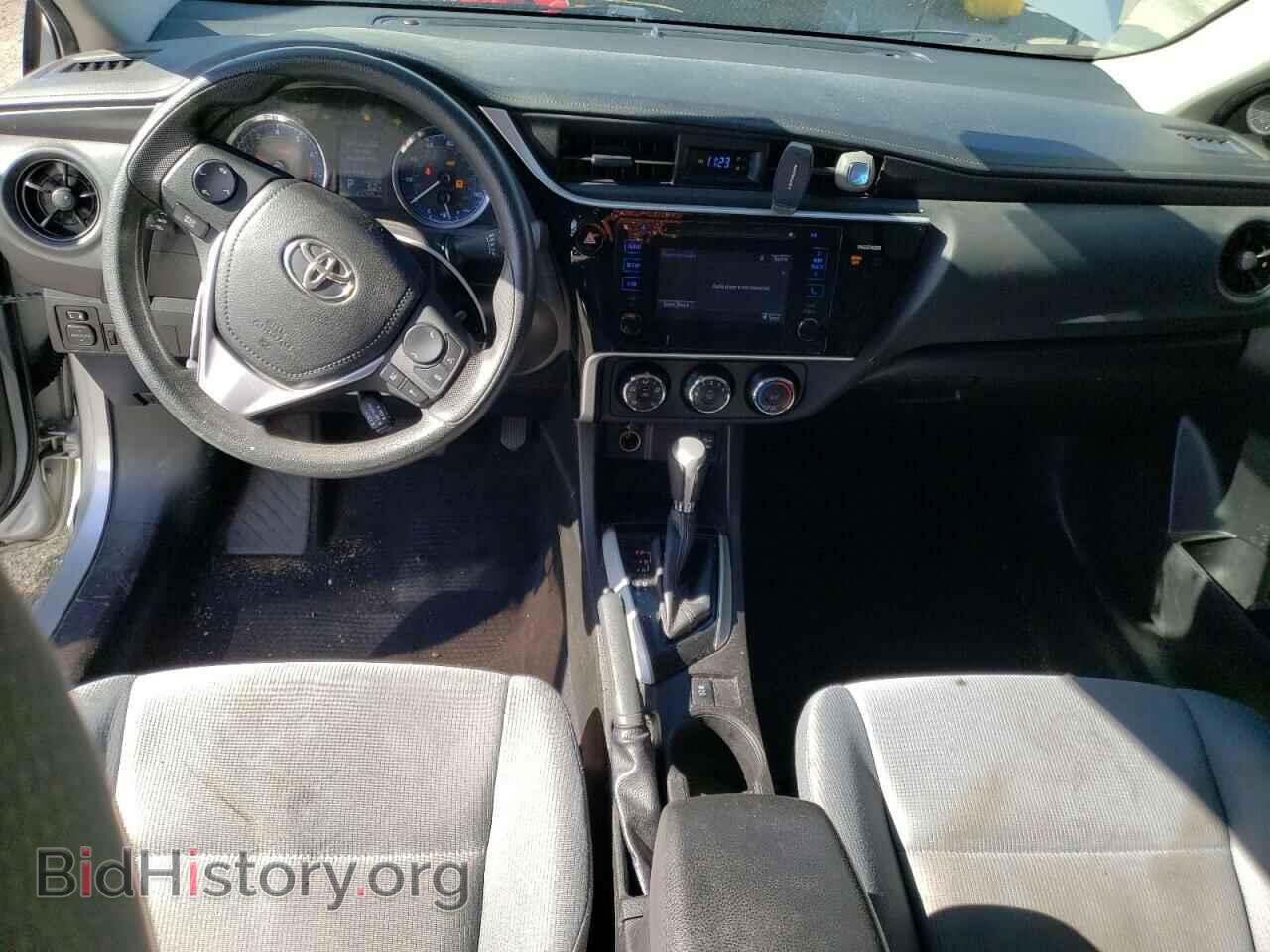 2017 TOYOTA COROLLA - VIN: 5YFBURHE3HP585255 - Фото 8