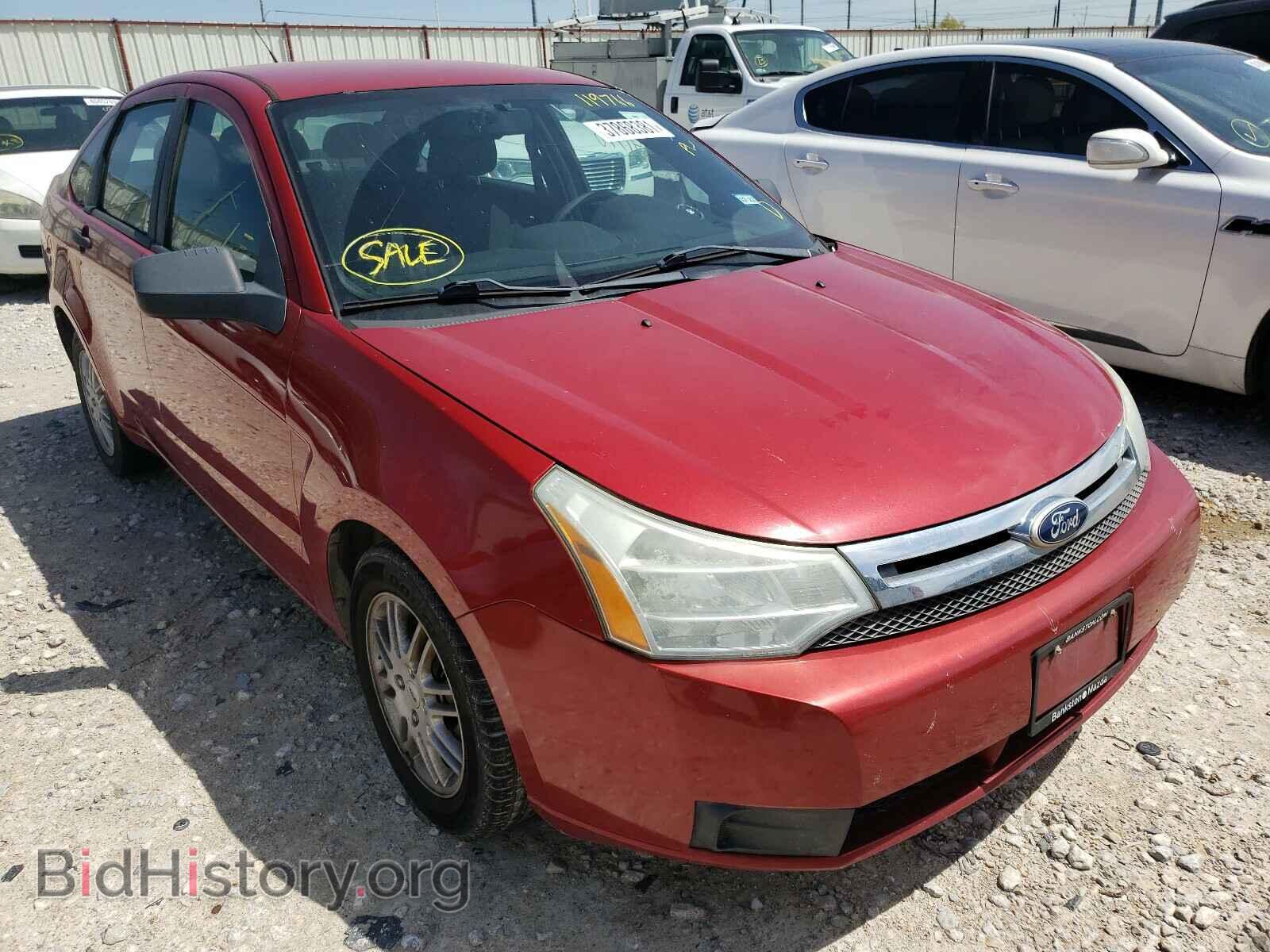 Photo 1FAHP3FN3BW119766 - FORD FOCUS 2011