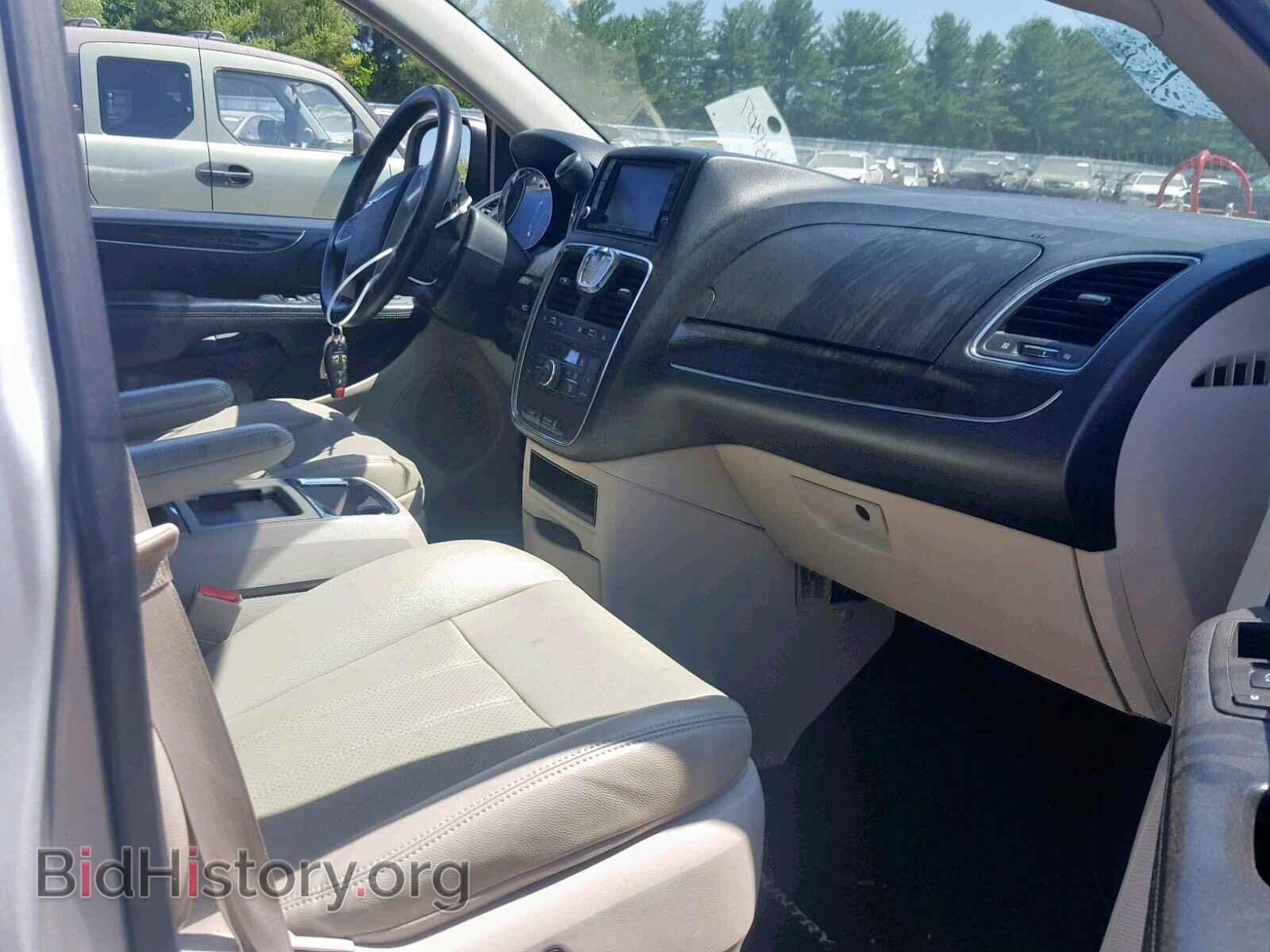 2012 CHRYSLER TOWN & COU - VIN: 2C4RC1BG2CR213217 - Фото 5