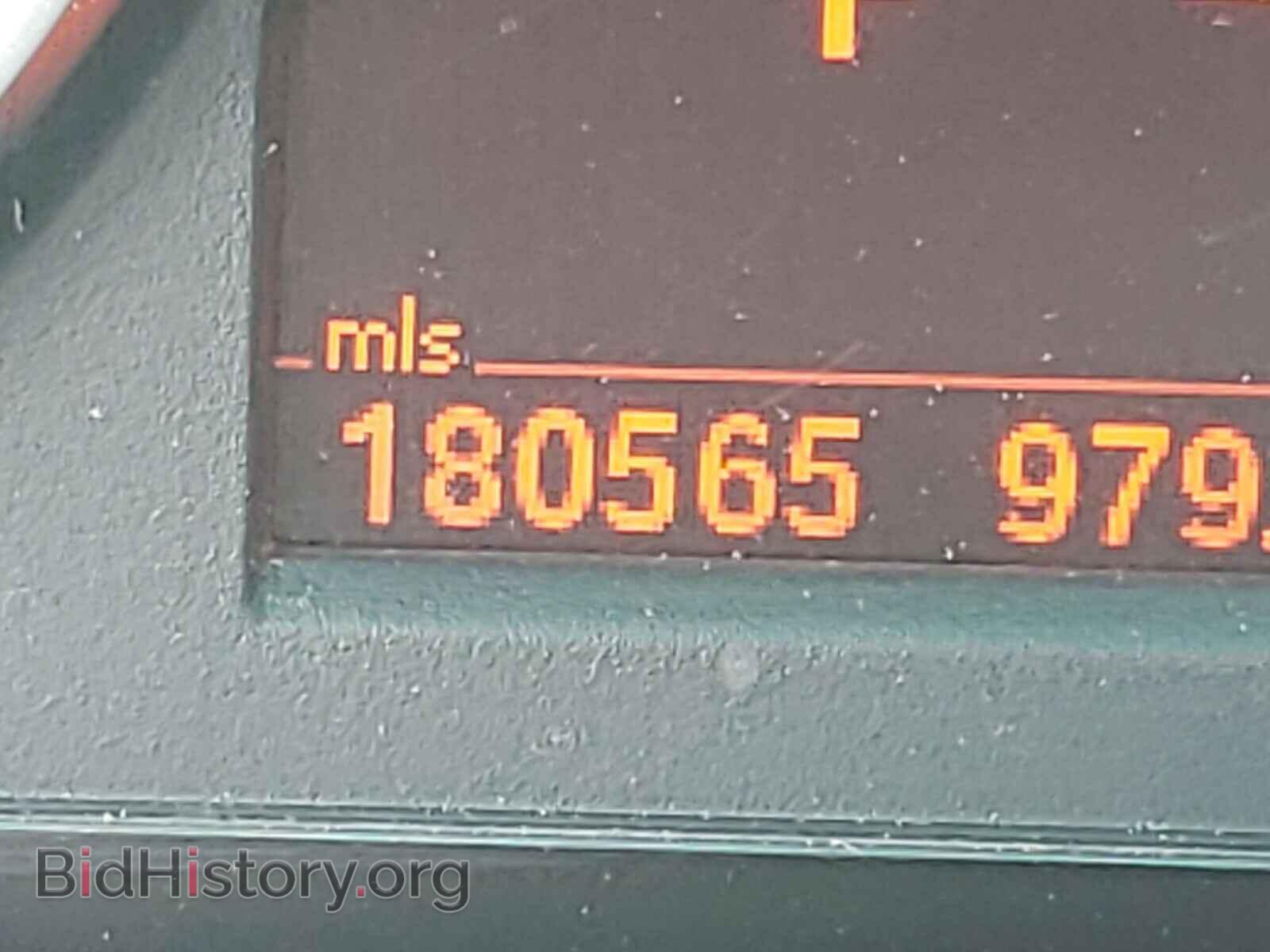 2009 BMW 3 SERIES - VIN: WBAPH73559A173489 - Фото 8